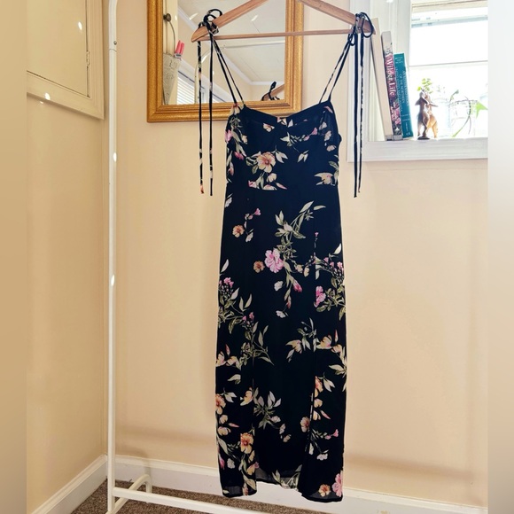 corset style floral sundress - Picture 2 of 7